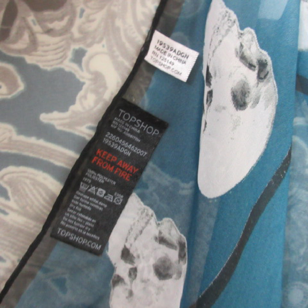 Art Chiffon Skulls Design Polyester Scarf - Square - 3411