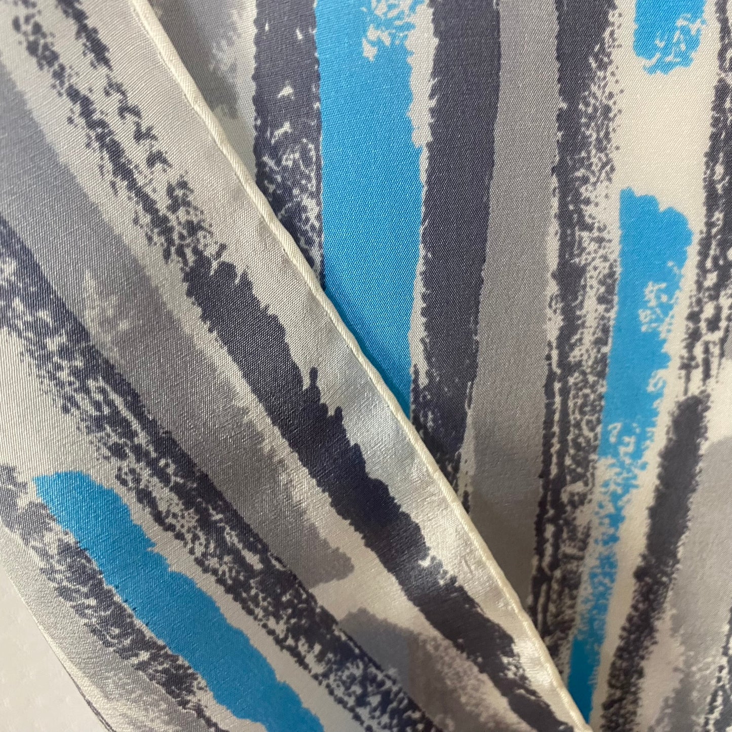 Echo Abstract Art Silk Scarf - Long – 5000