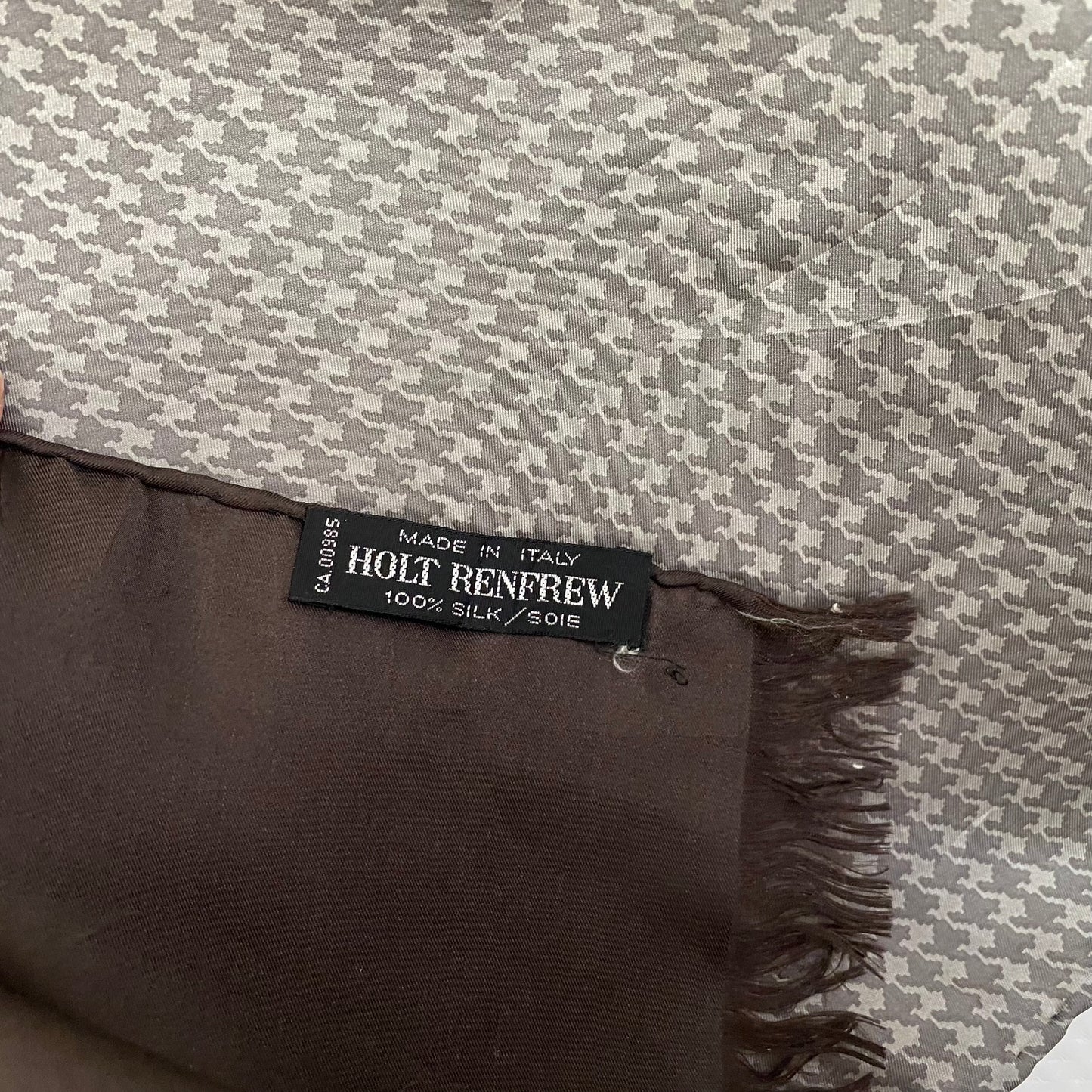 HOLT RENFREW Mens Designer Silk Scarf- Long - 5150