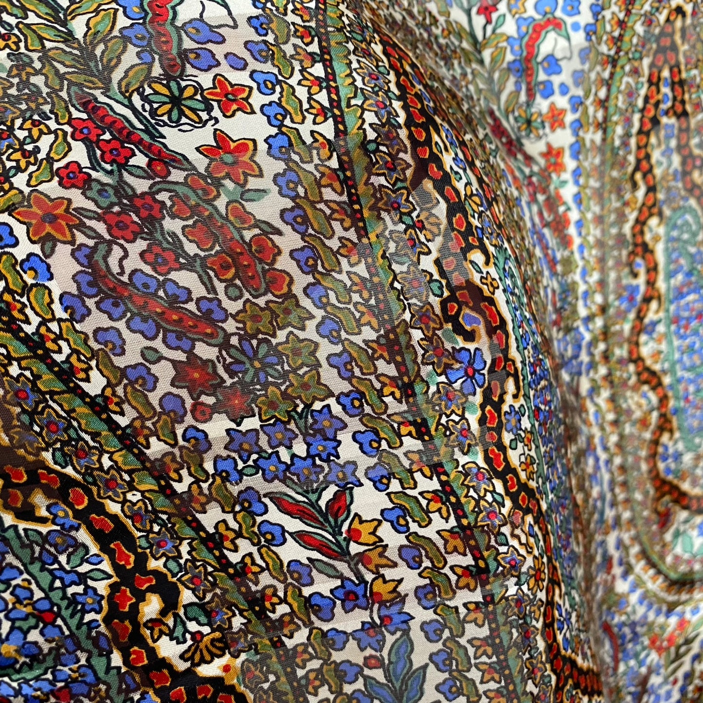 Echo Vintage Paisley Silk Scarf - Square – 5213