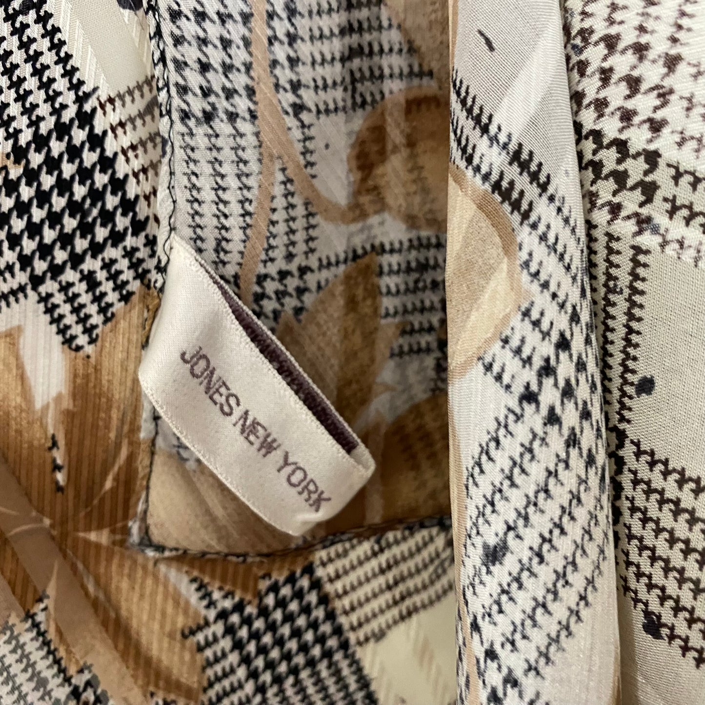 JONES NEW YORK Silk Scarf - Floral Houndstooth - 11.5" x 51" Long - 5227
