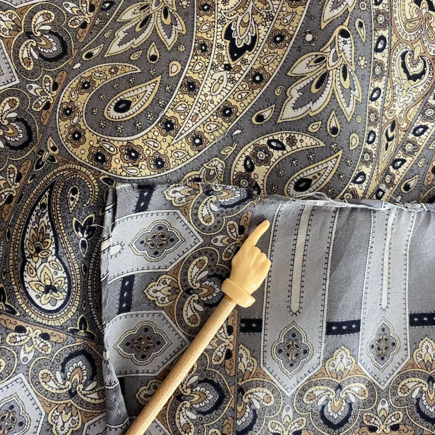 Echo Paisley Floral Silk Scarf - Long – 5237