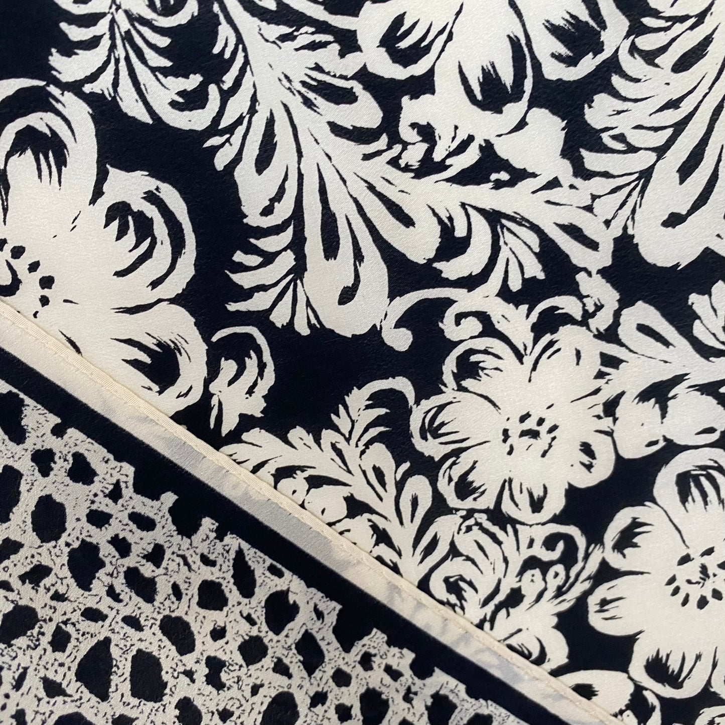 ADRIENNE VITTADINI Silk Scarf - Floral & Plume - 32" Square - 5264