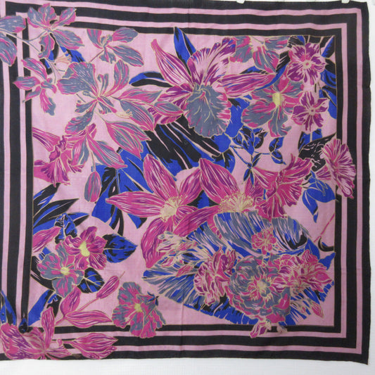 Floral Design Thai Silk Scarf - Square - 1145