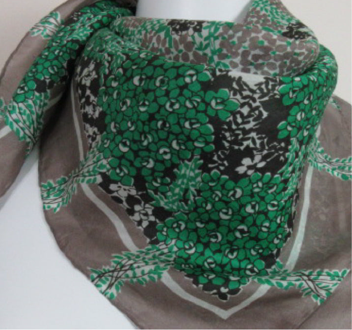 Triangle - Nature Silk Scarf - Square