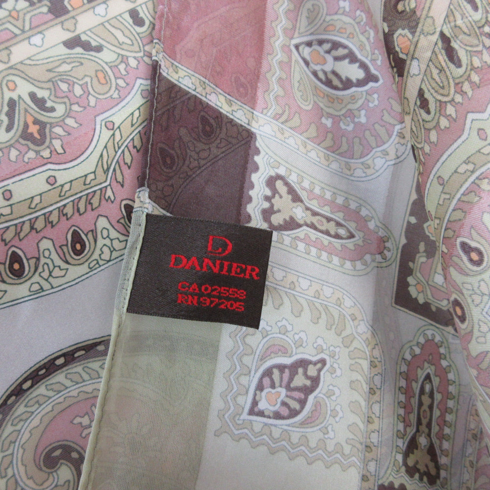 Danier Pretty Silk Scarf - Square – 5440