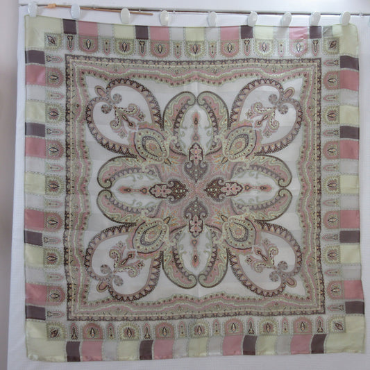 Danier Pretty Silk Scarf - Square – 5440