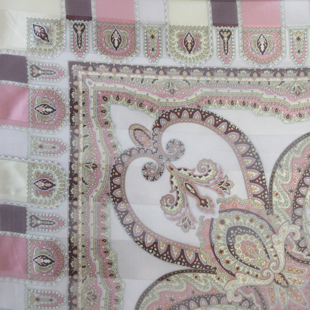 Danier Pretty Silk Scarf - Square – 5440