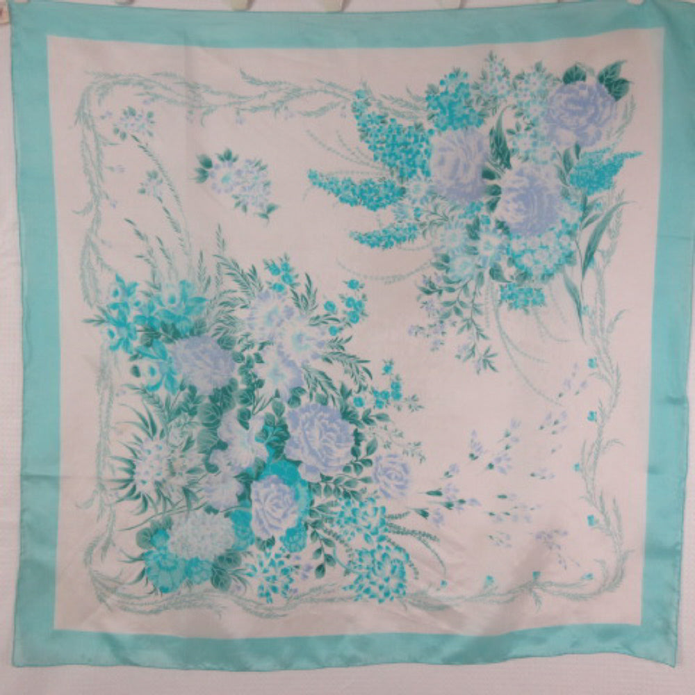 Triangle Vintage Designer Silk Scarf - Square - 1575
