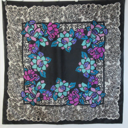 Retro Floral Design Silk Scarf - Square - 1918