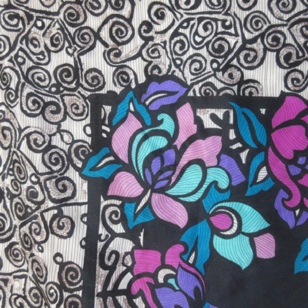 Retro Floral Design Silk Scarf - Square - 1918