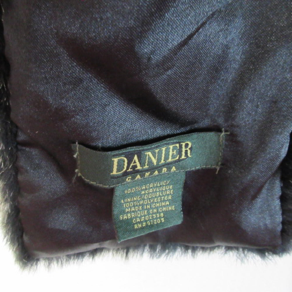 Danier Soft Faux Fur Collar Scarf - Long Rectangle - 1926