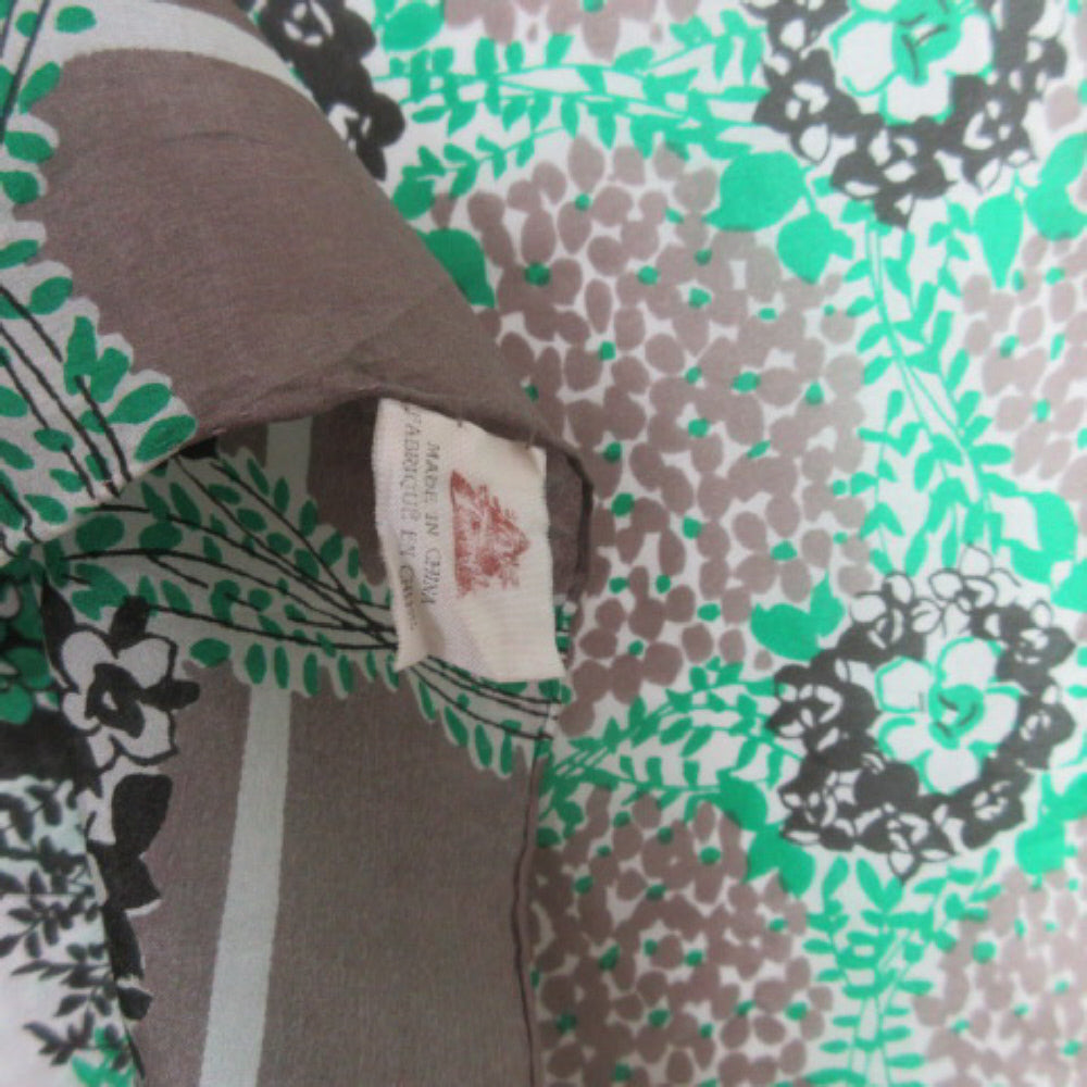 Triangle - Nature Silk Scarf - Square