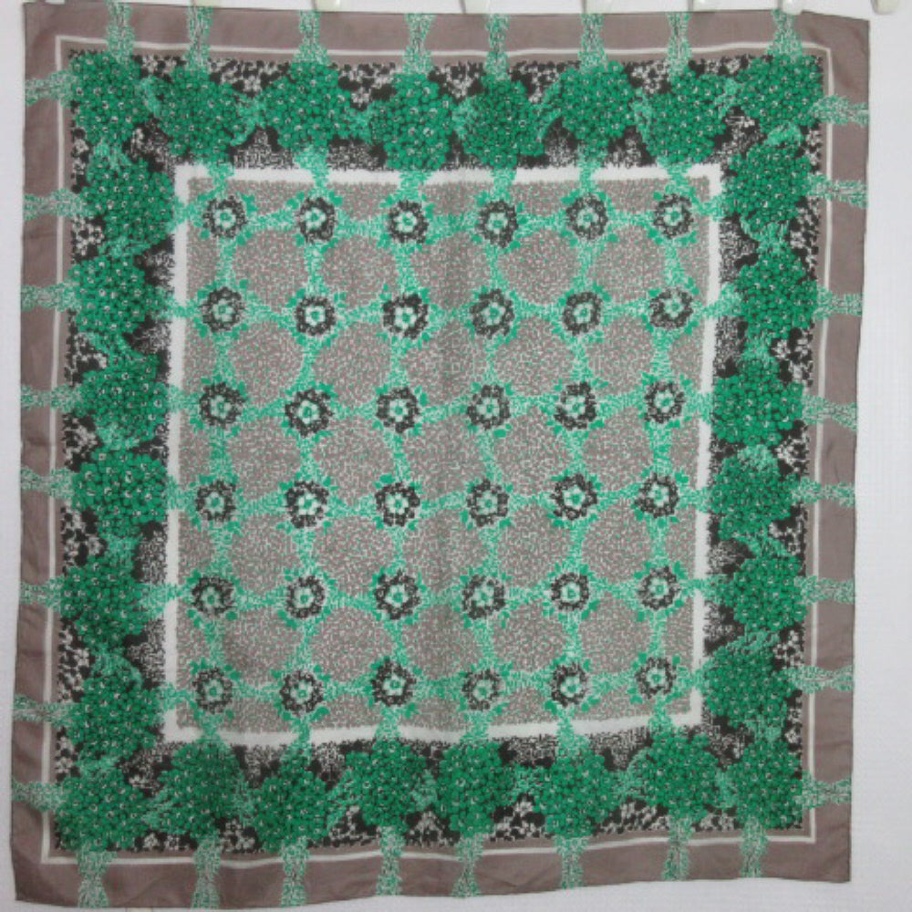 Triangle - Nature Silk Scarf - Square