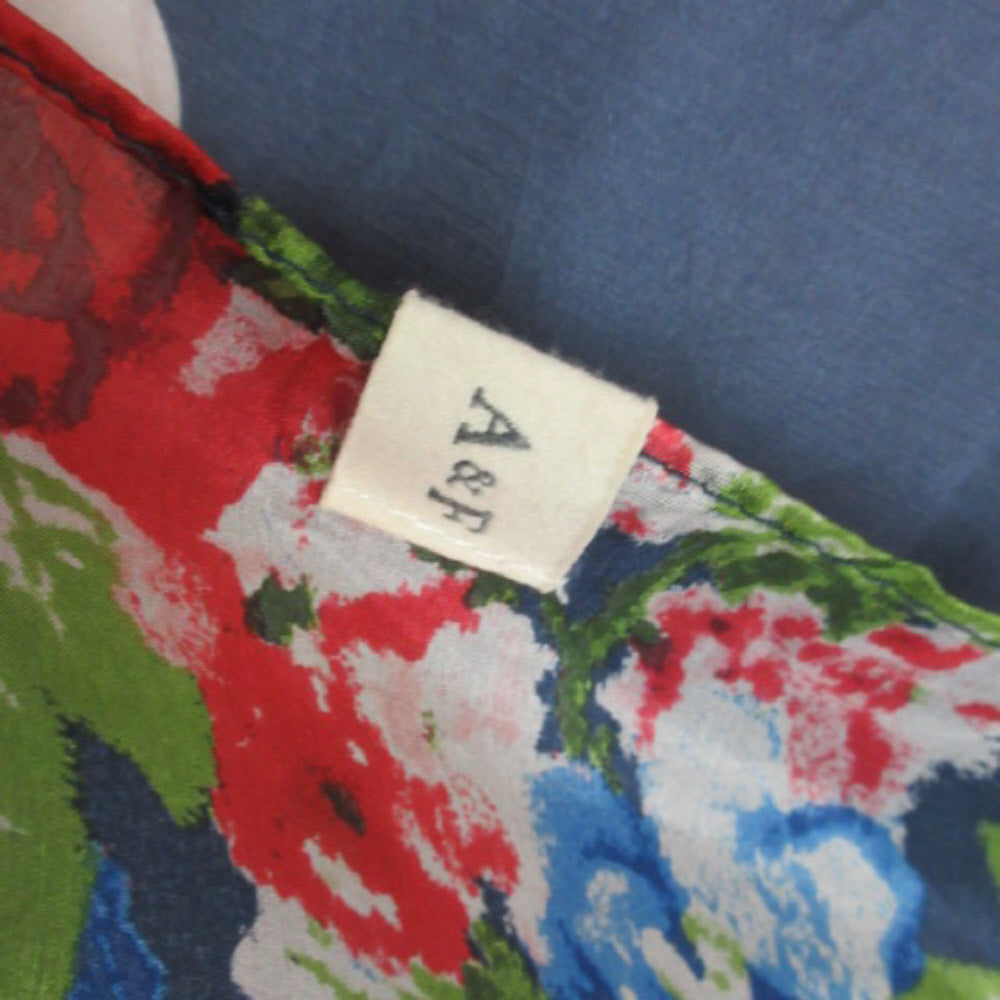 ABERCROMBIE & FINCH Silk Scarf - Square - 2717