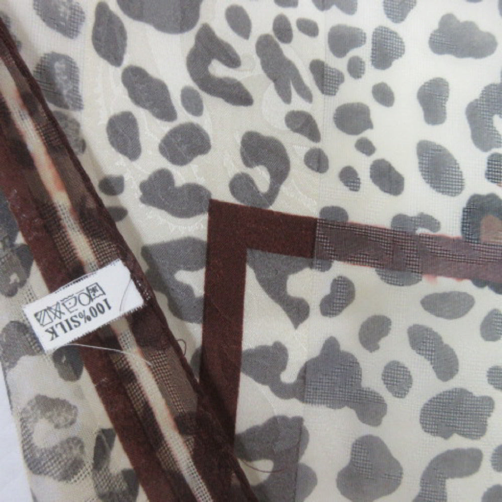 Stunning Animal Print Design Silk Scarf - Square - 3301