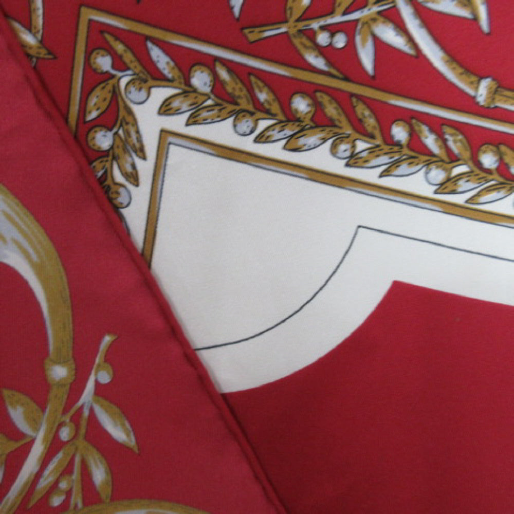 Hampton Hall Designer Silk Scarf - Square - 3632