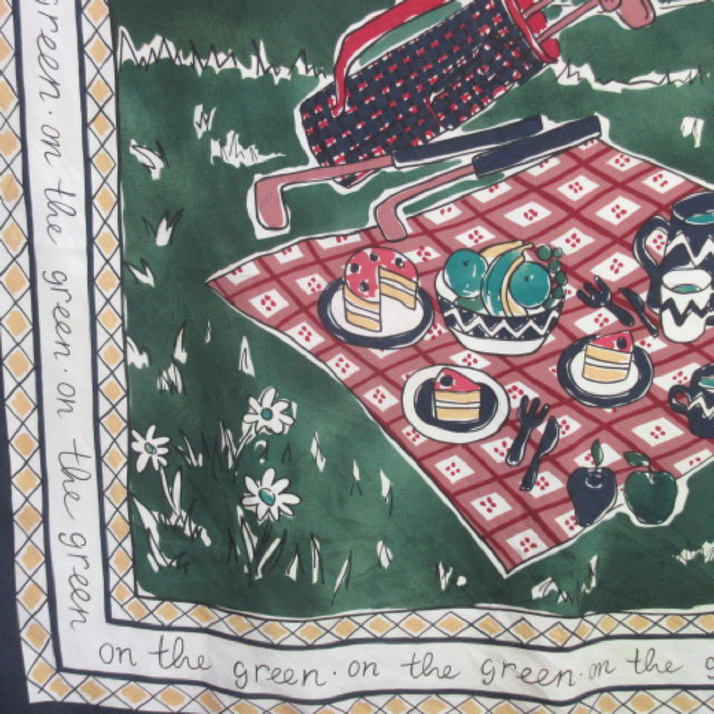 On The Green Pebble Beach Silk Scarf - Square - 3848