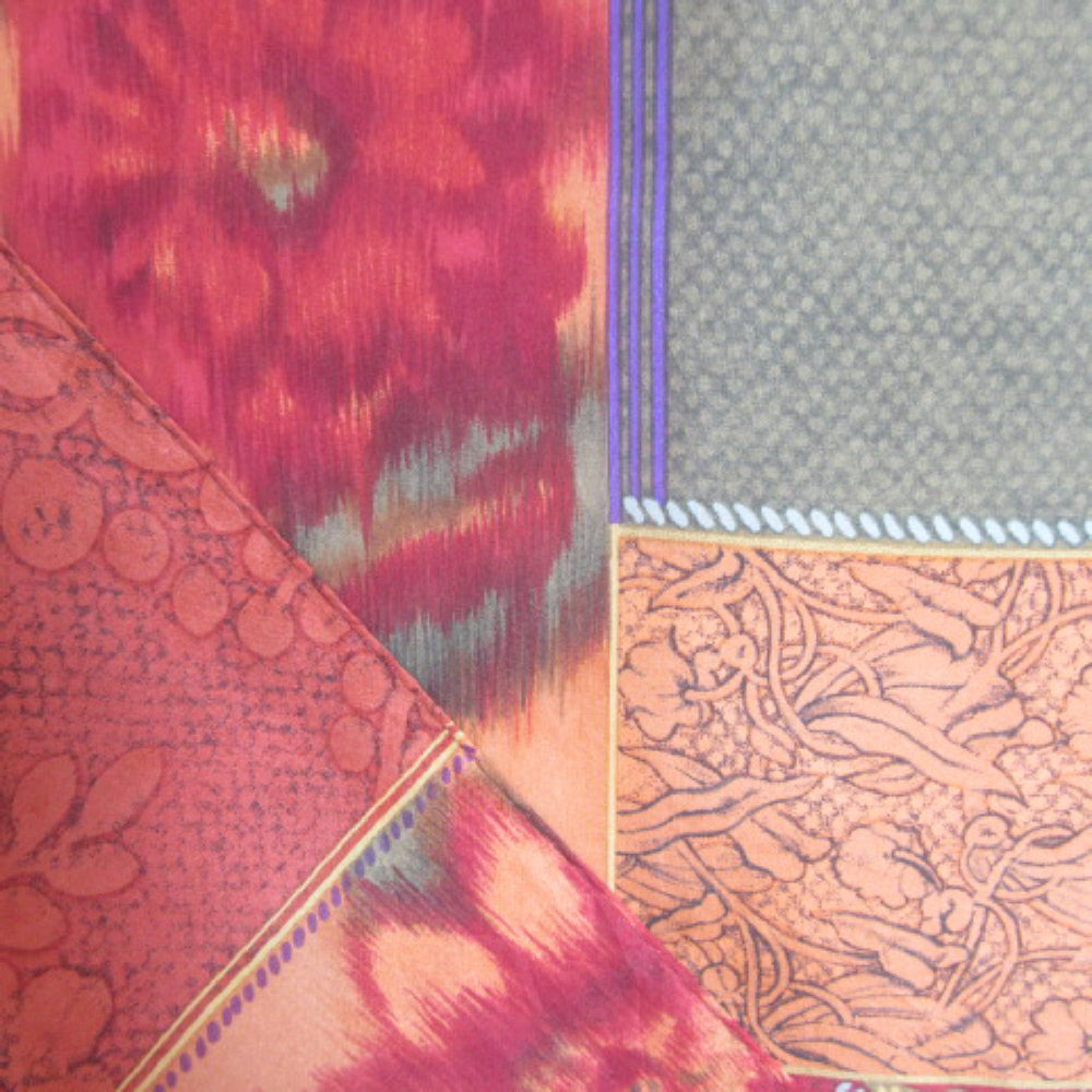 NEW YORK STUDIO Art Silk Scarf - Square - 4245