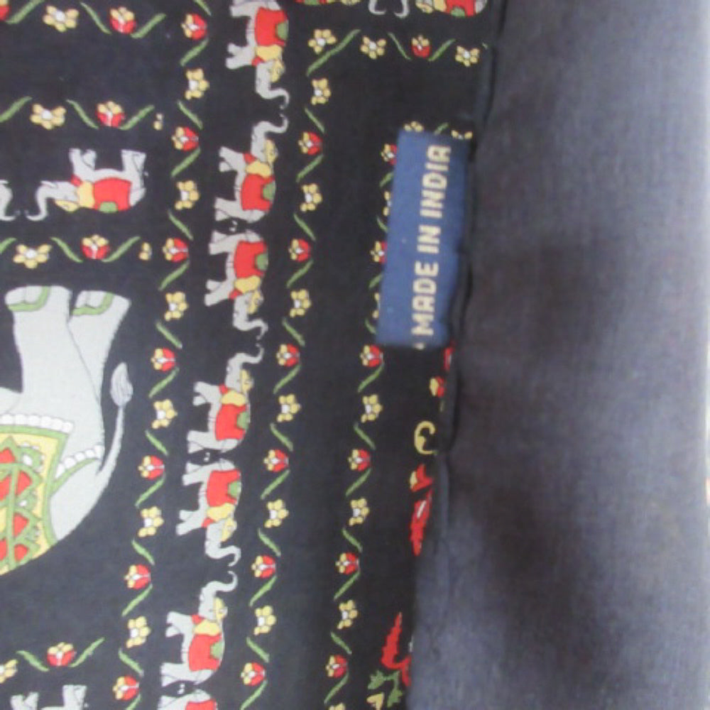 INDIAN SILK Elephant Trunk up Art Scarf - Square - 4383
