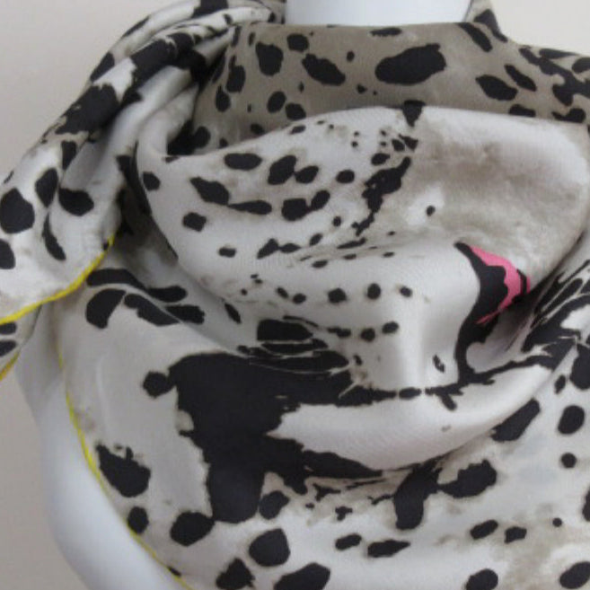 CODELLO WILD AT HEART Silk Scarf Animal Print - 34" Square 4474