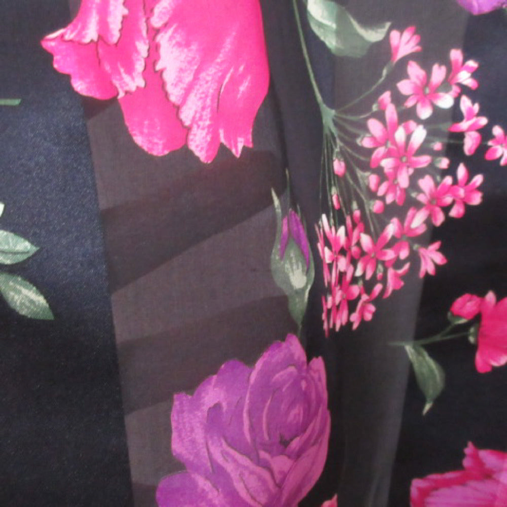 Gorgeous Floral Design Silk Scarf - Square – 4549