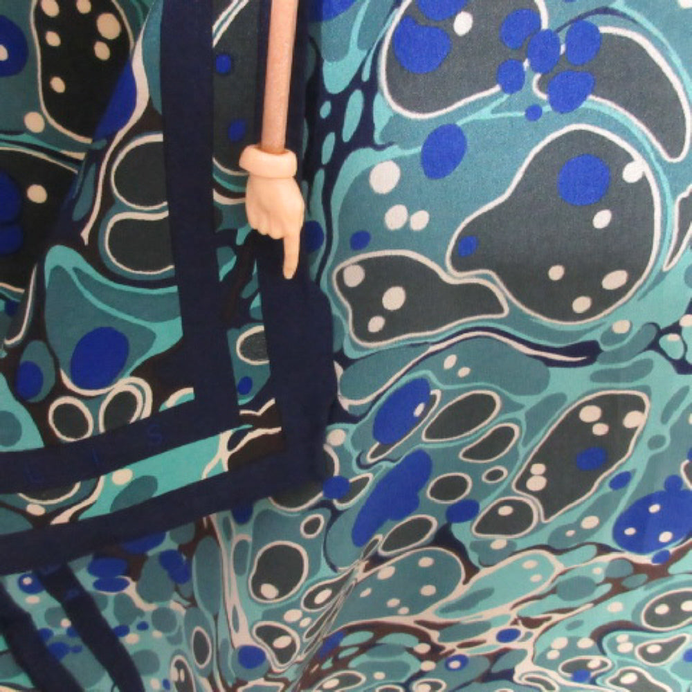 Perry Ellis Art Abstract Silk Scarf - Square – 4564
