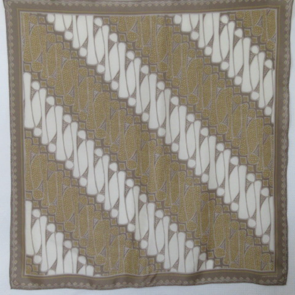 Liz Claiborne Designer Silk Scarf - Square – 4618