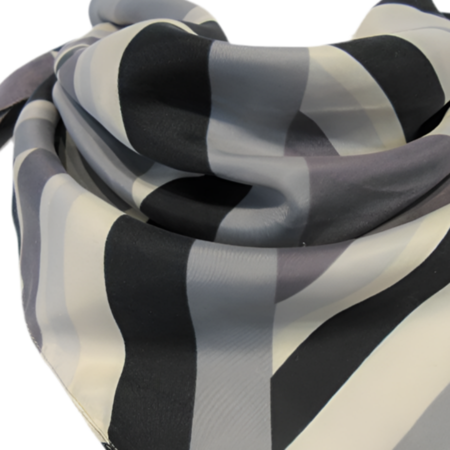 Gap Geometric Design Italy Silk Scarf - Square - 5392