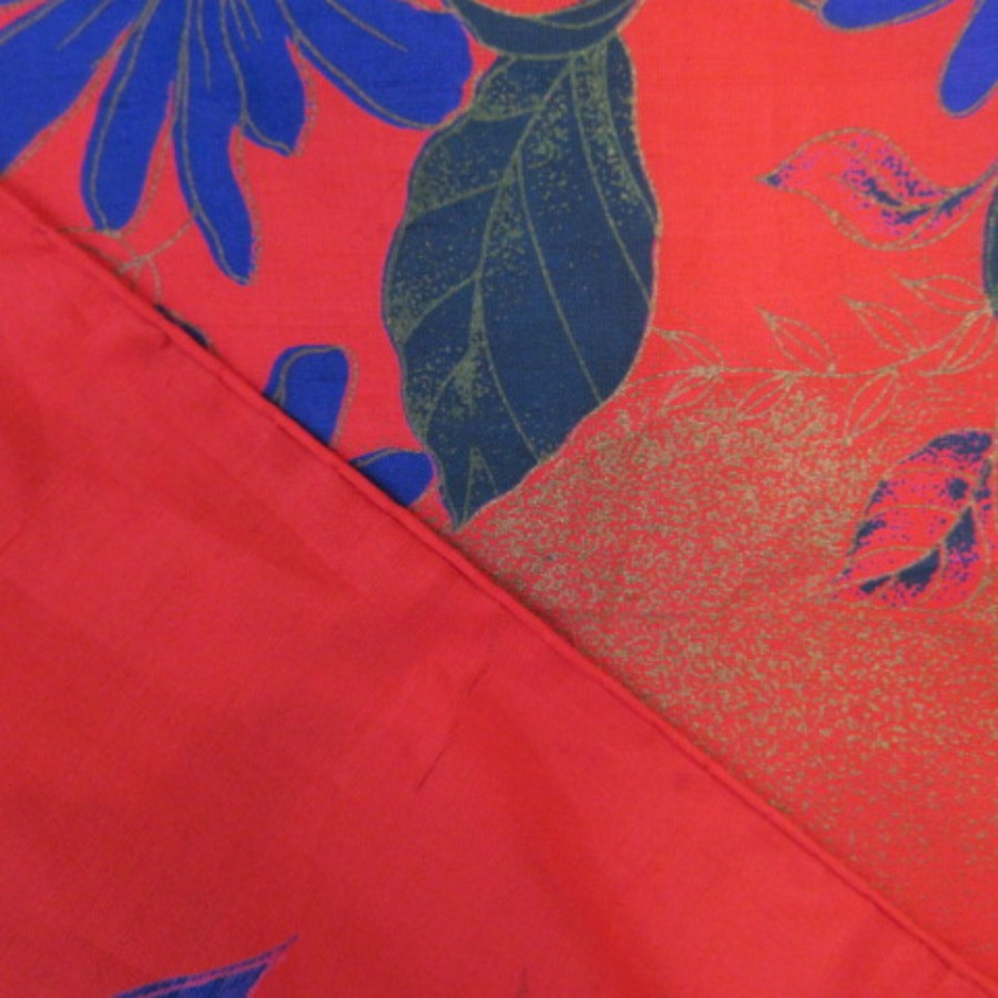 Thai Floral Design Silk Scarf - Square - 5327