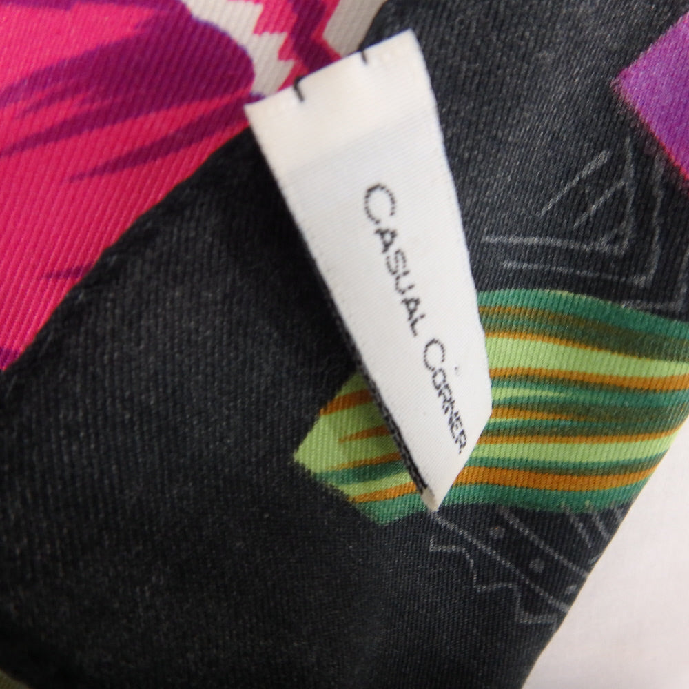 Casual Corner TROPICAL Flowers Scarf - Square - 5546