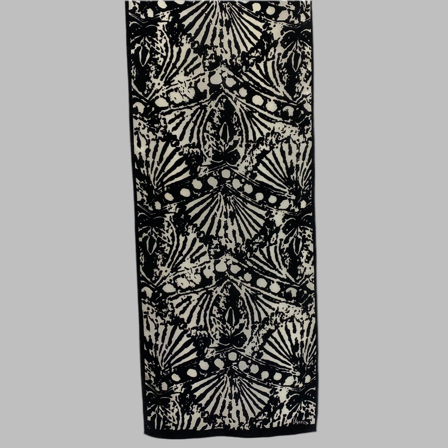 Vera Neumann Abstract Silk Scarf - Long – 5107