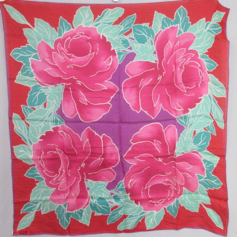 OSCAR DE LA RENTA Silk Scarf - Floral - 31" Square - 5615