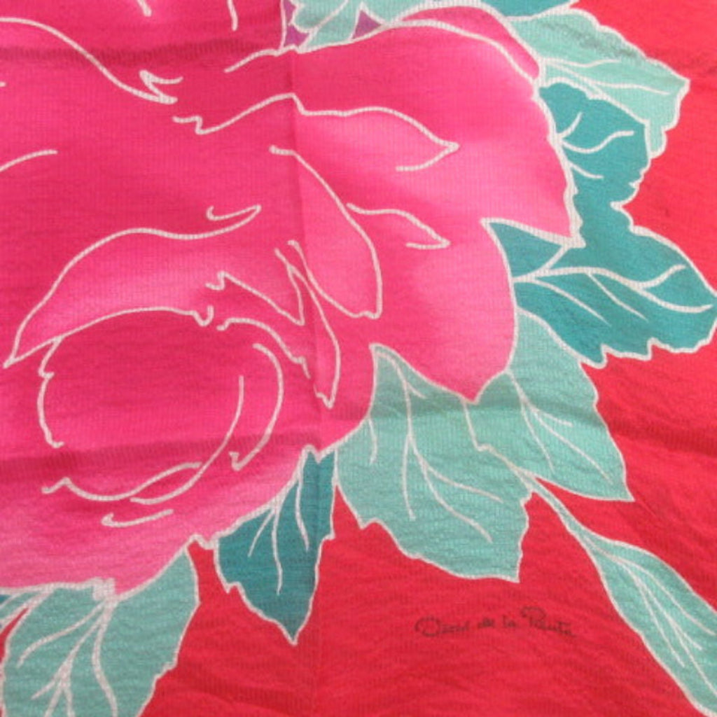 OSCAR DE LA RENTA Silk Scarf - Floral - 31" Square - 5615