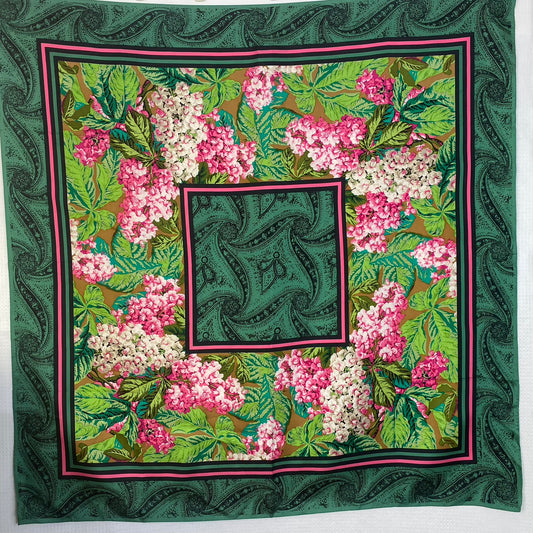 Look Good OSCAR DE LA RENTA Silk Scarf - Square - 4948