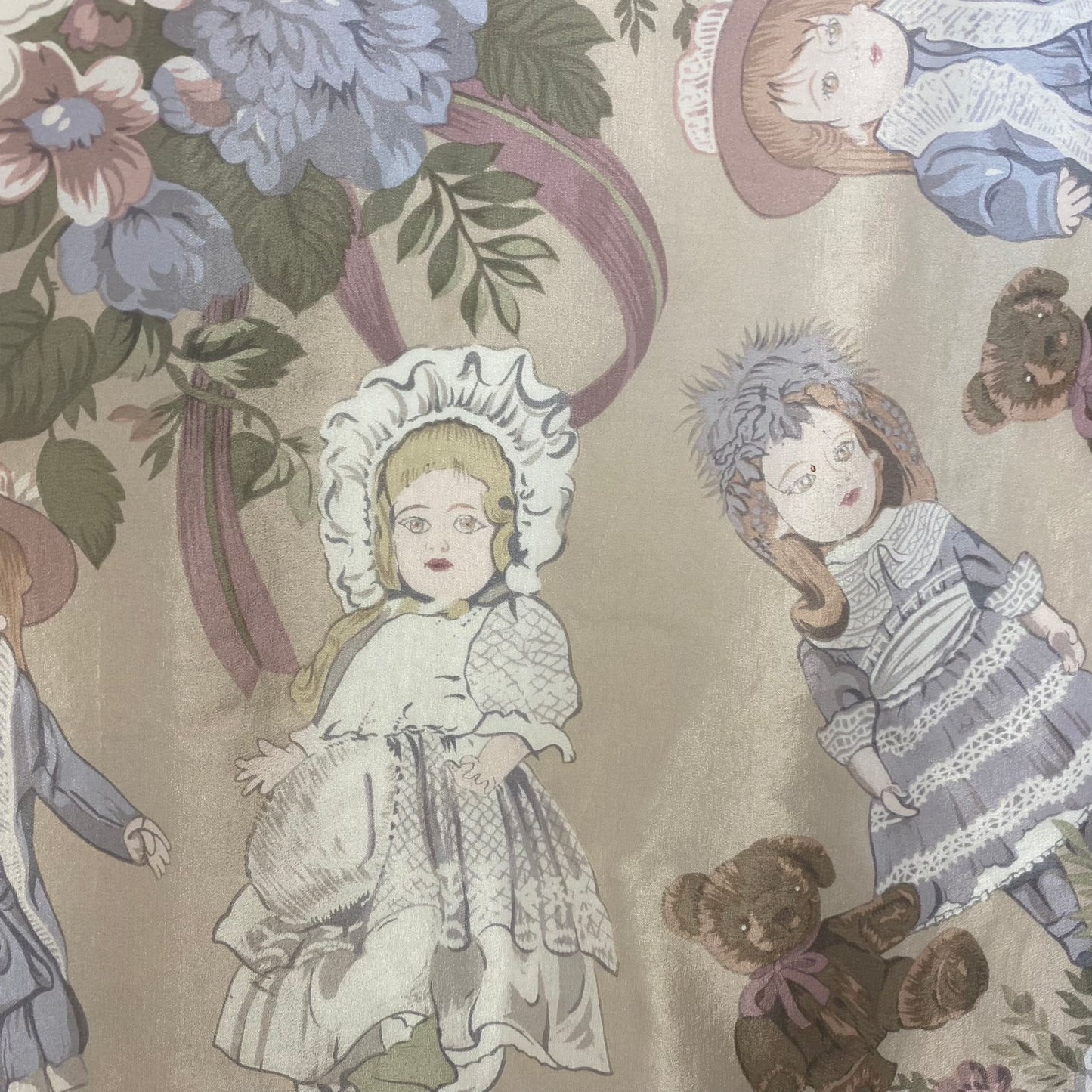 Liz Claiborne Antique Collector Dolls Silk Scarf - Square – 4950