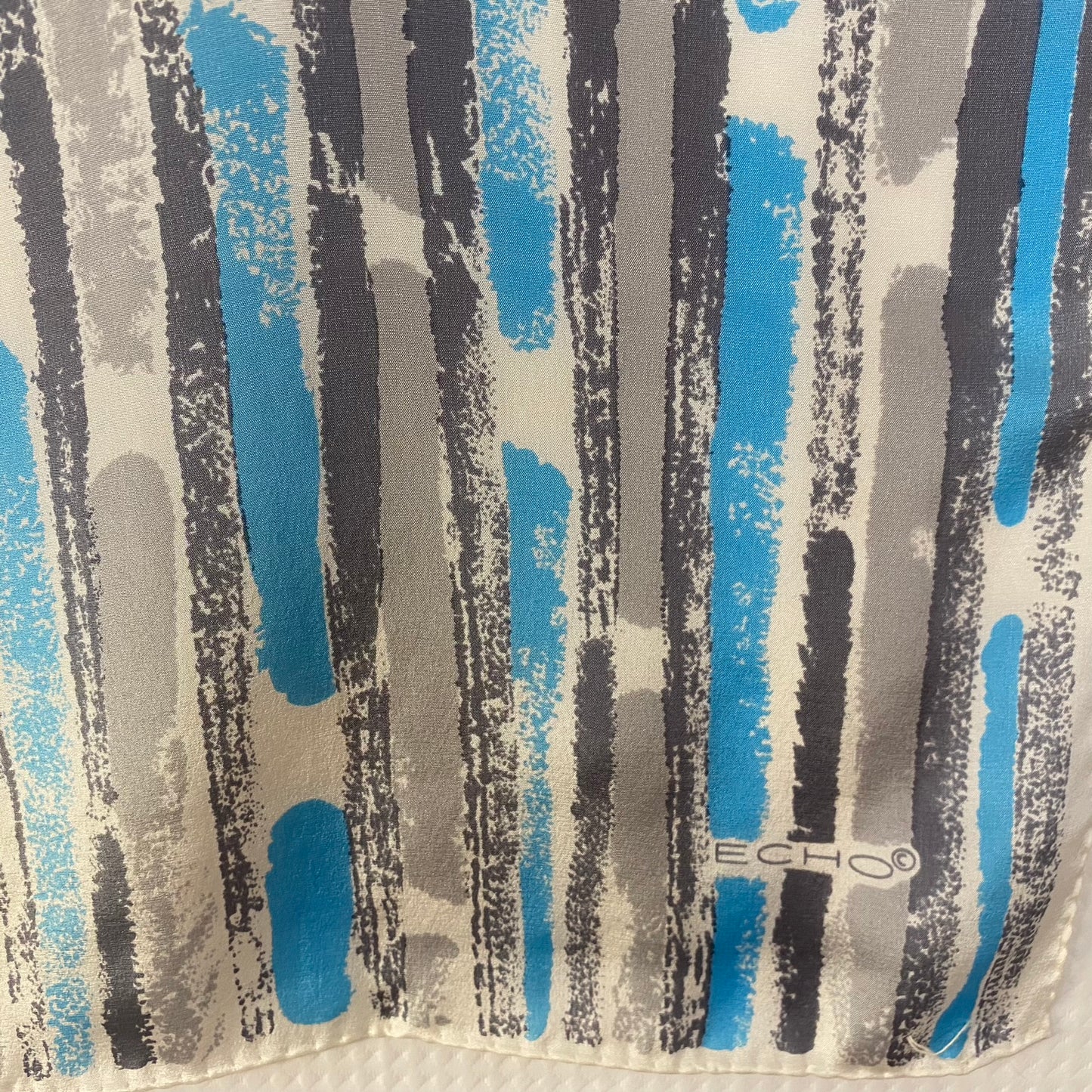 Echo Abstract Art Silk Scarf - Long – 5000