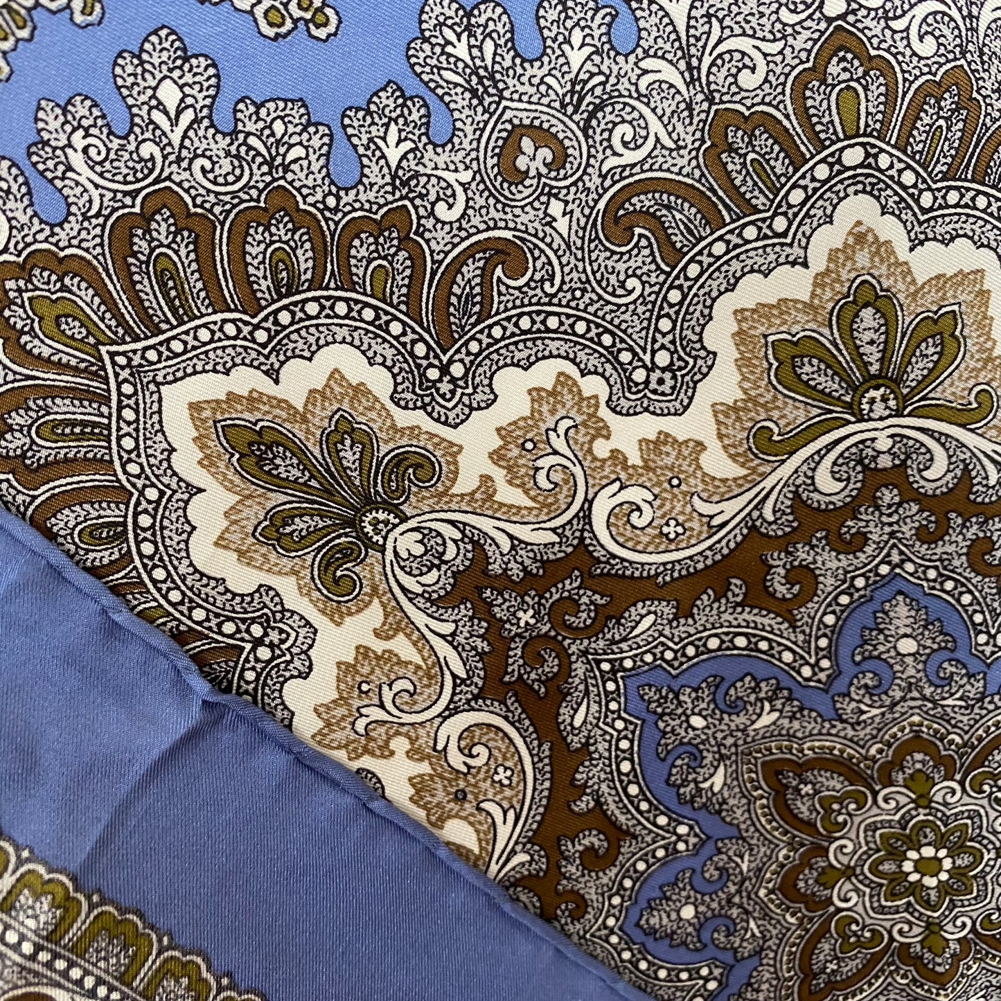 Damon Vintage Silk Pocket Hankie - 18" Square – 5135