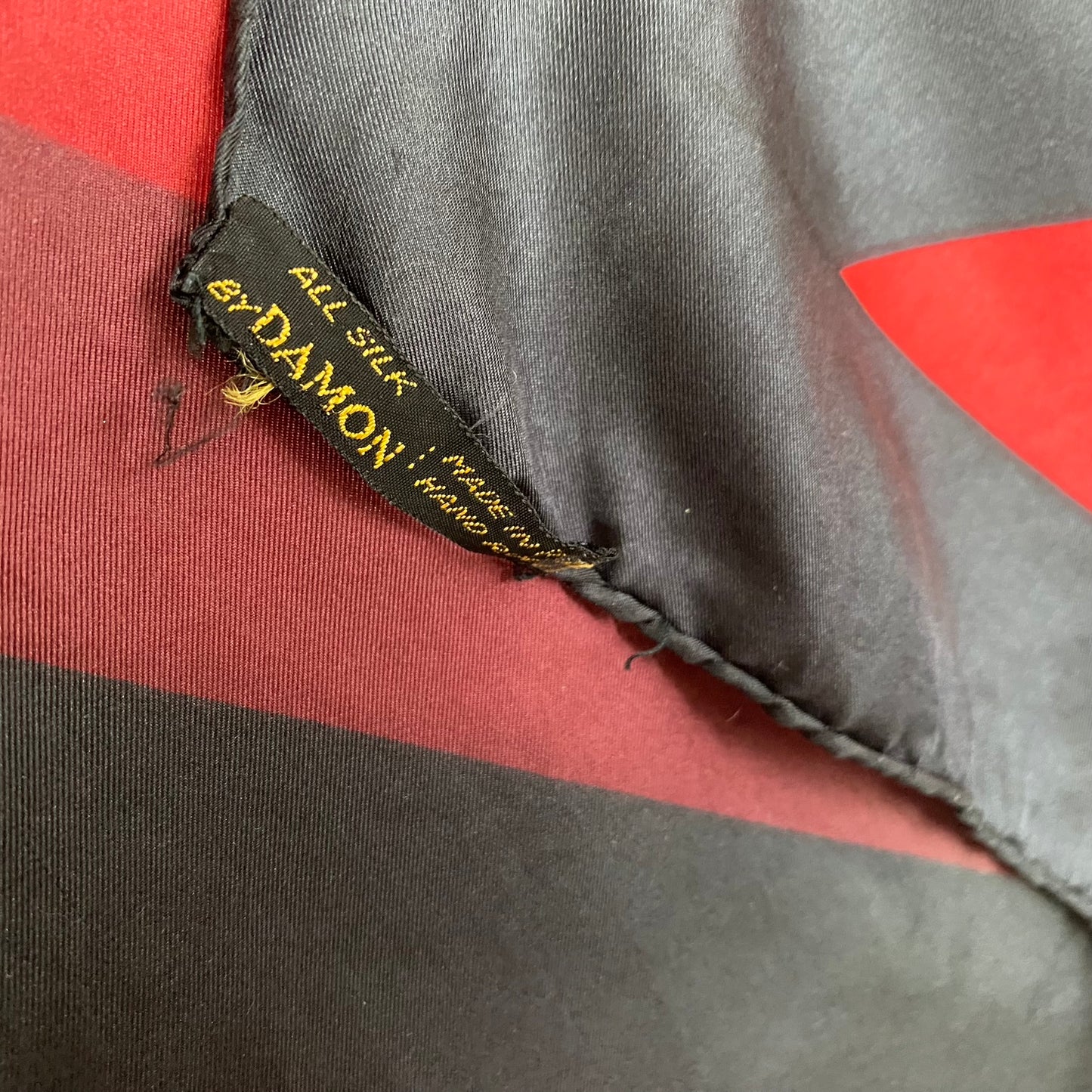 Damon Geometric Silk 18" Pocket - Square Hankie – 5137