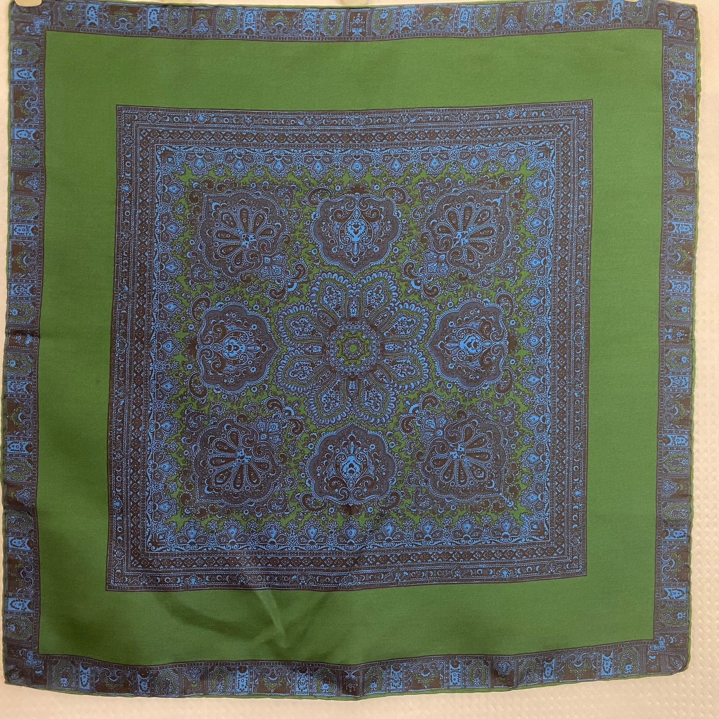 Renoir Intricate Vintage Silk 19" Pocket Square Hankie – 5143