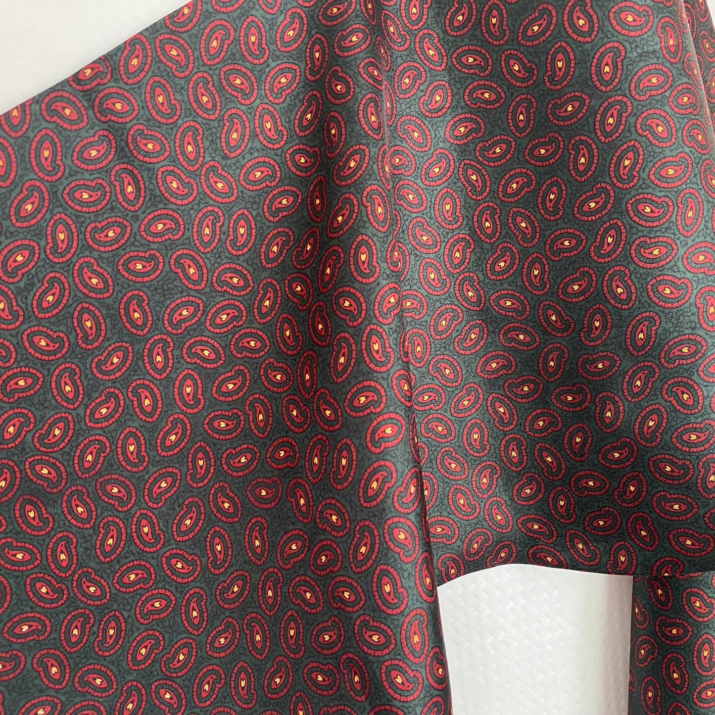 Browning Fifth Avenue Paisley Silk Scarf - Long