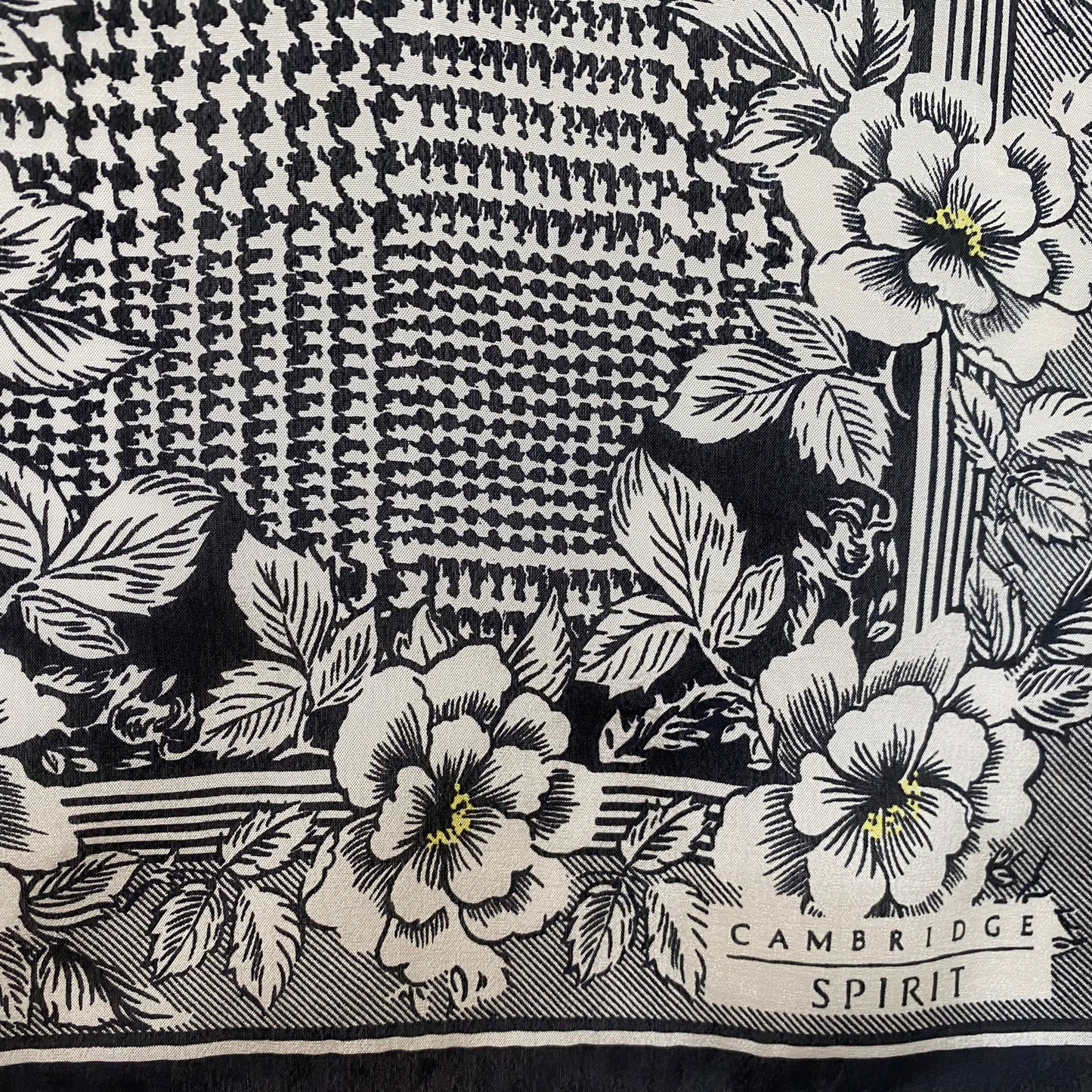 Cambridge Spirit Floral Houndstooth Silk Scarf - Long – 5234