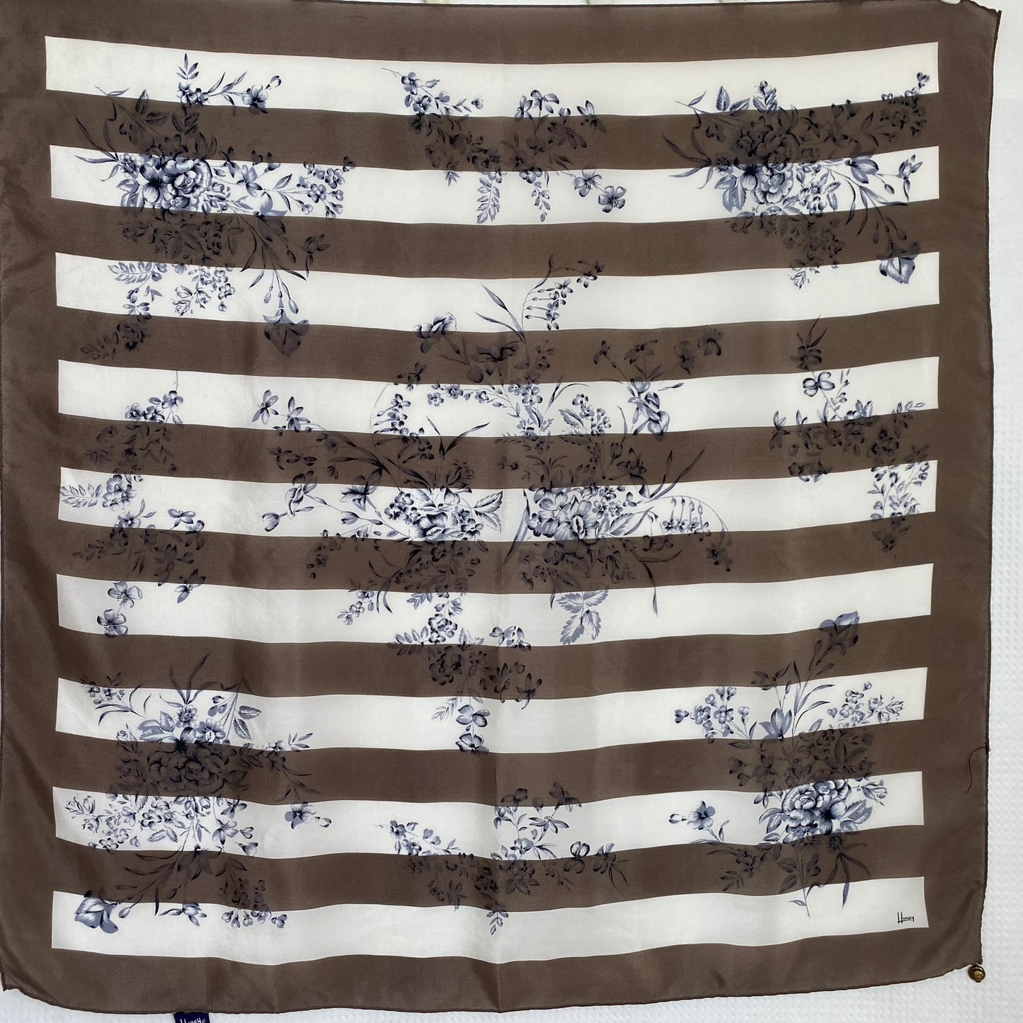Classy Honey Floral Silk Scarf - Square - 5259