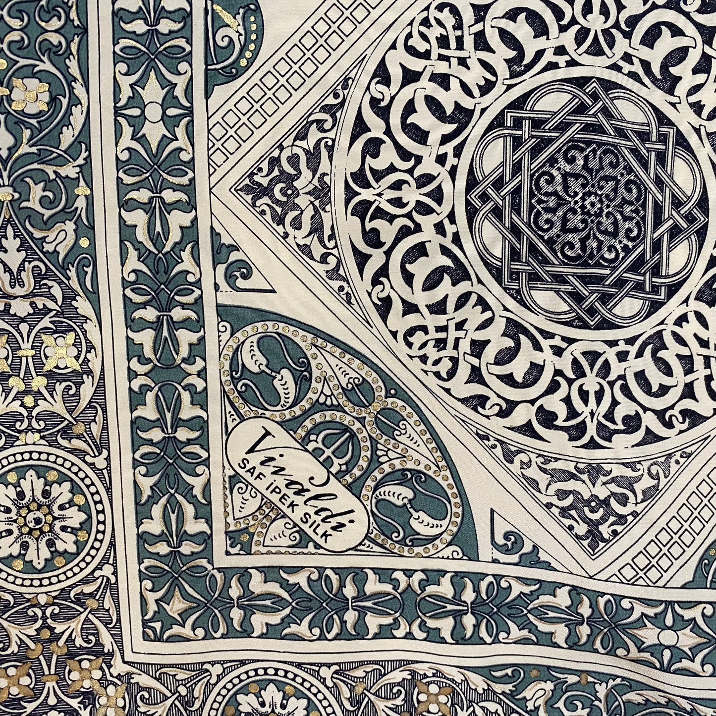 Vivaldi Saf Ipek Floral Silk Scarf - Square