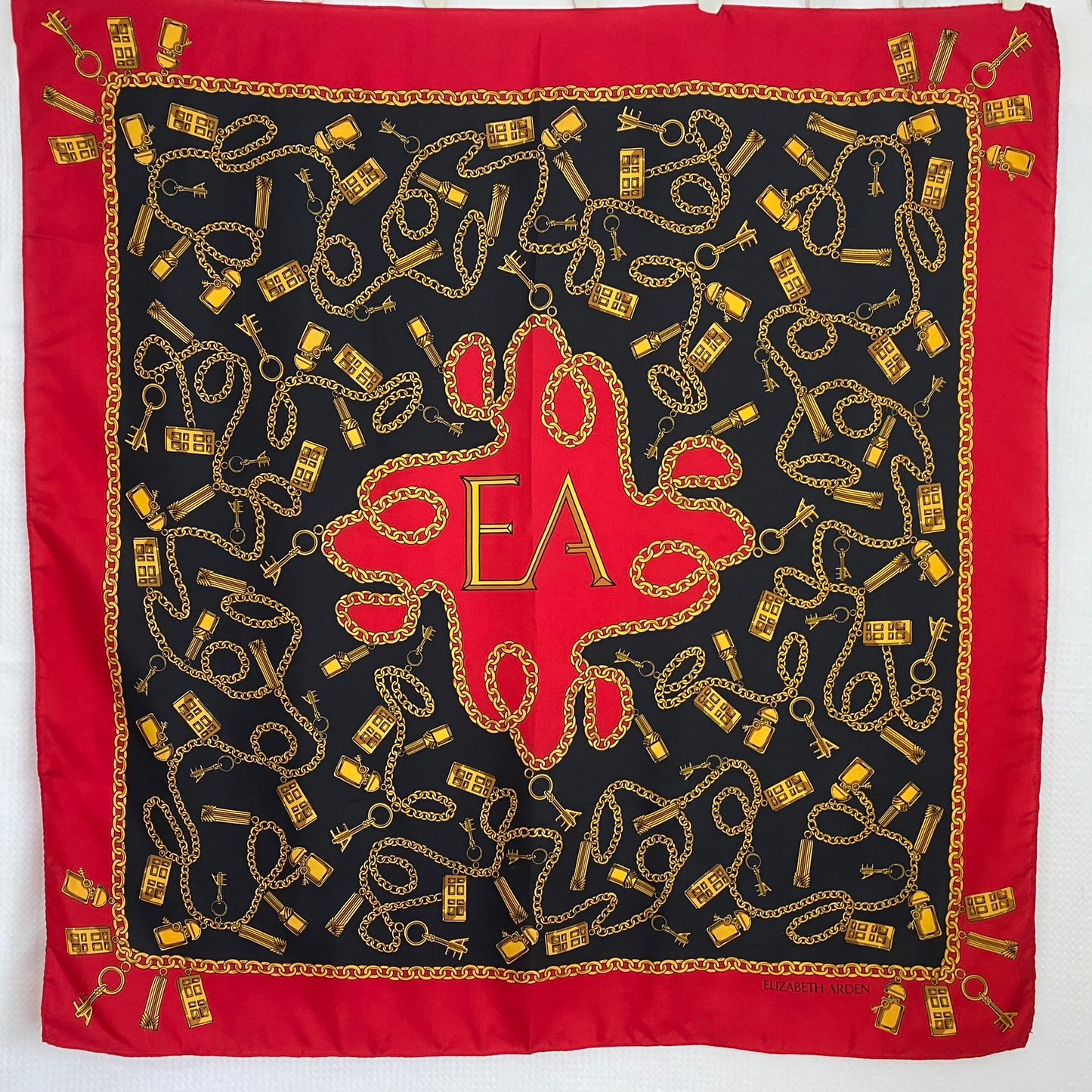 Elizabeth Arden Jewelry Chains Charms Silk Scarf - Square – 5263