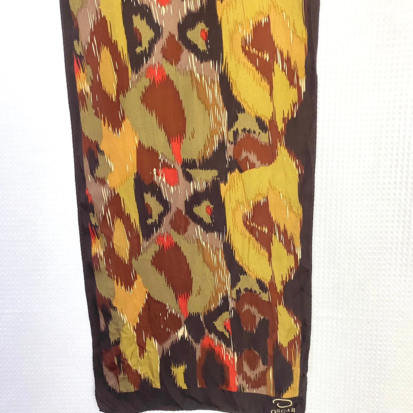Oscar de la Renta Abstract Art Silk Scarf - Long - 4932