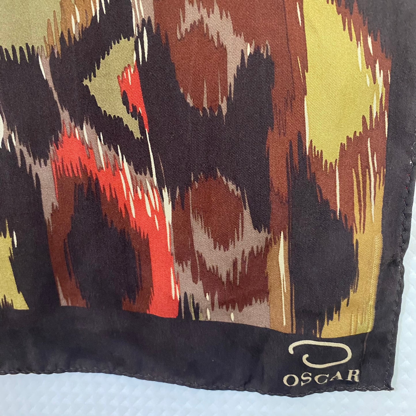 Oscar de la Renta Abstract Art Silk Scarf - Long - 4932